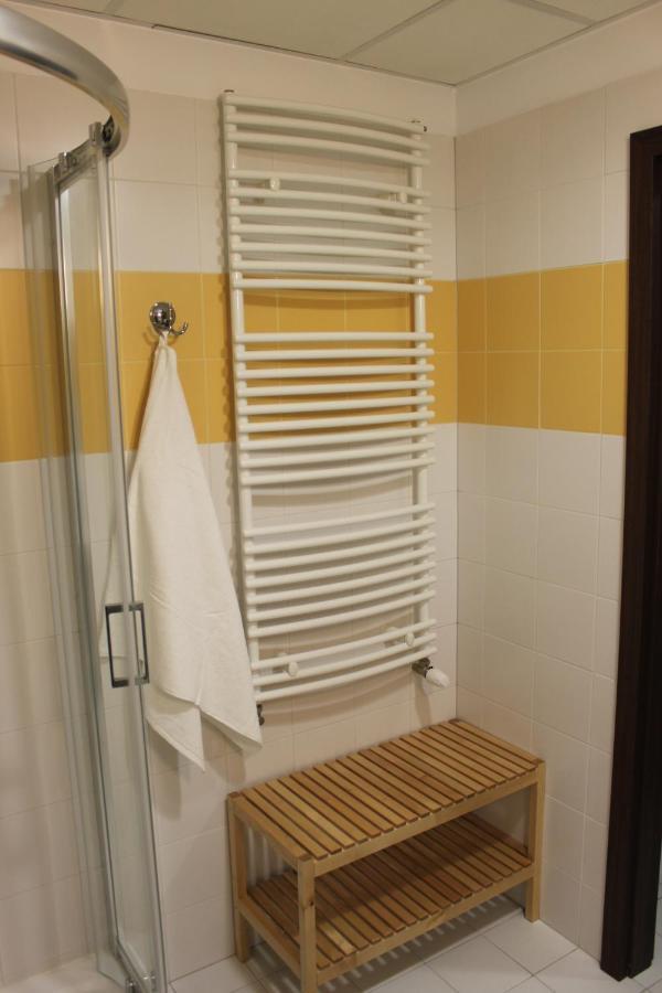 Apartament nad jeziorem Sukiel z własną plażą Olsztyn  Zewnętrze zdjęcie